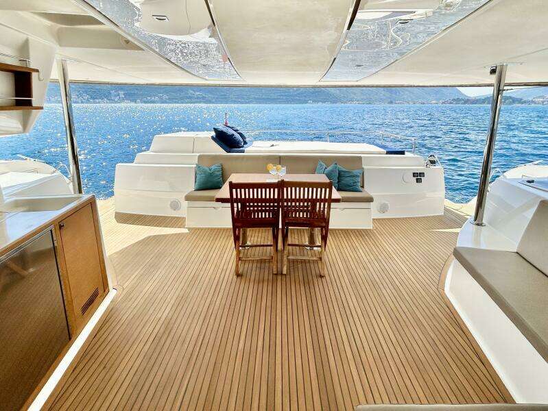 No Agenda 56ft Fountaine Pajot Yacht For Sale