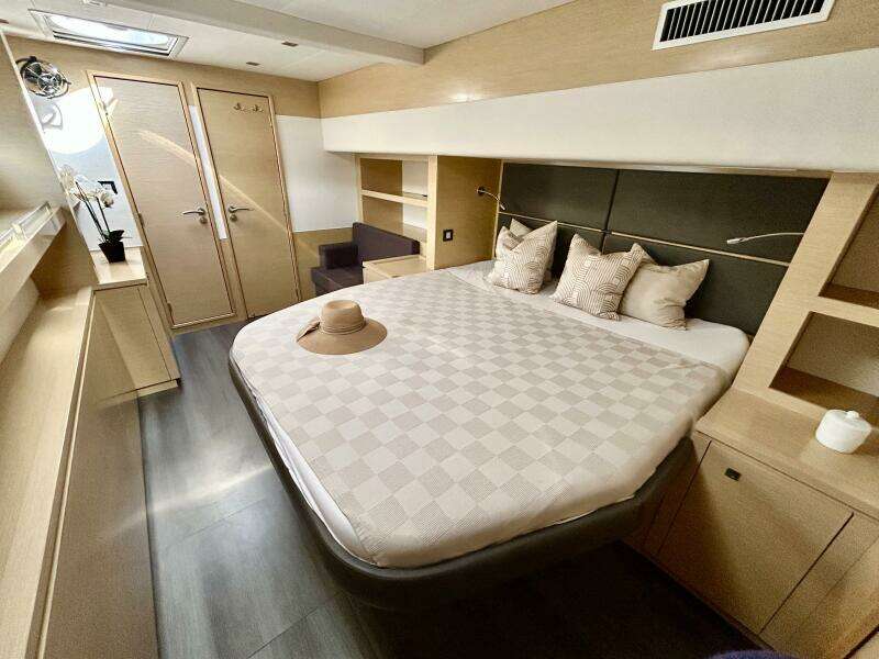 No Agenda 56ft Fountaine Pajot Yacht For Sale