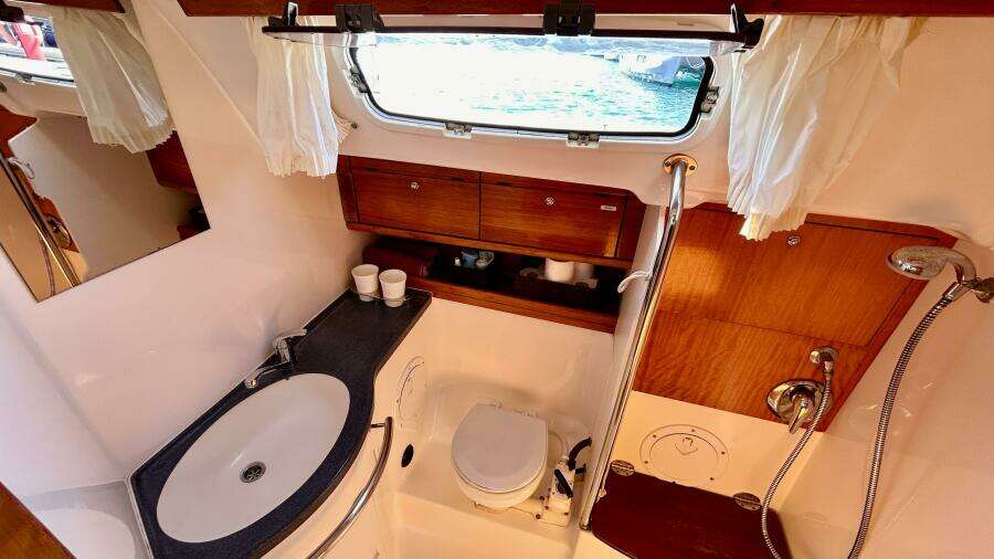45ft Bavaria Yacht For Sale