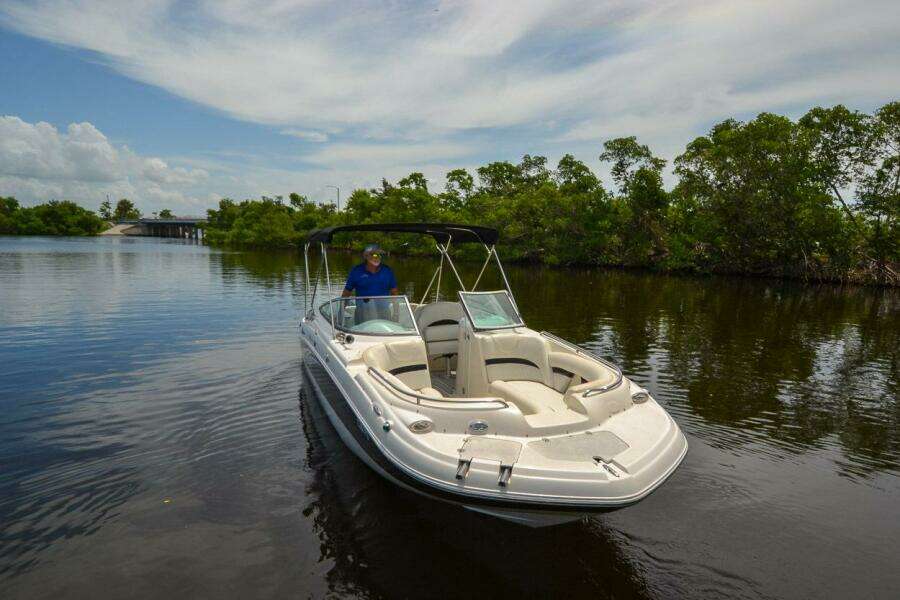 24ft Hurricane Yacht For Sale