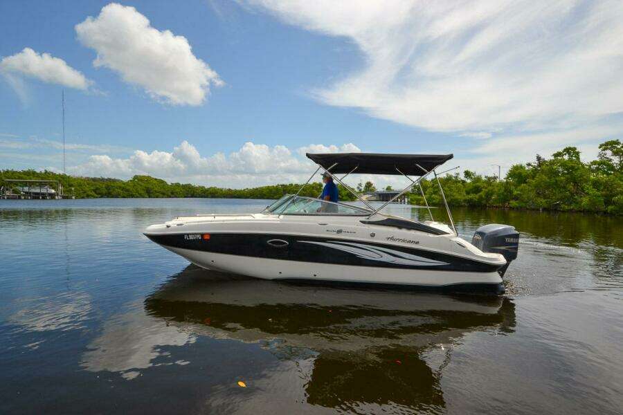 24ft Hurricane Yacht For Sale