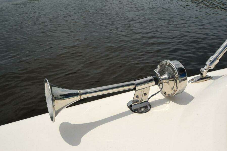 24ft Hurricane Yacht For Sale