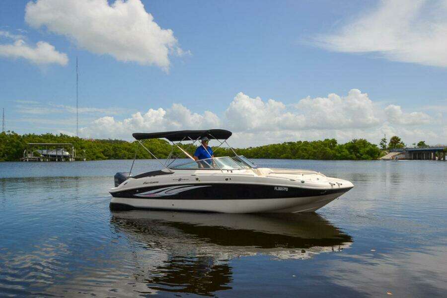 24ft Hurricane Yacht For Sale