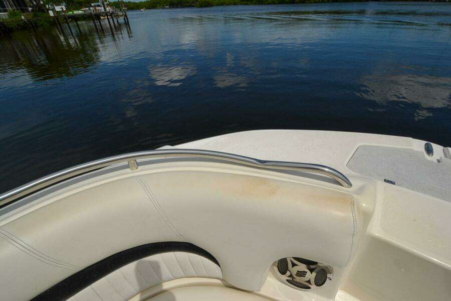 24ft Hurricane Yacht For Sale