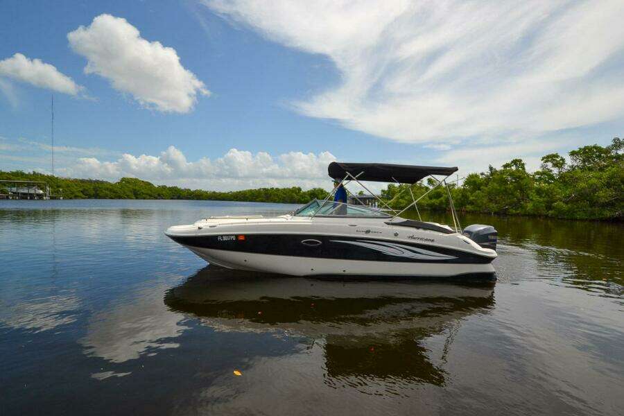 24ft Hurricane Yacht For Sale