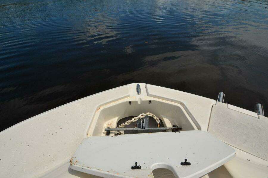 24ft Hurricane Yacht For Sale