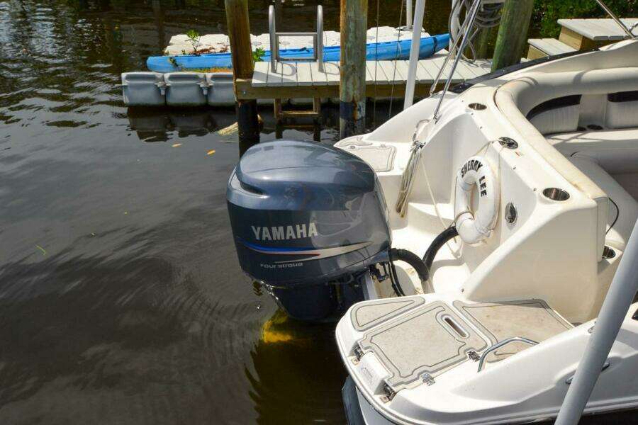 24ft Hurricane Yacht For Sale
