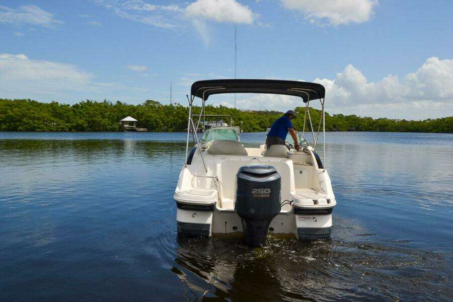 24ft Hurricane Yacht For Sale