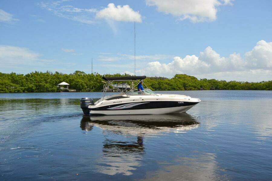 24ft Hurricane Yacht For Sale