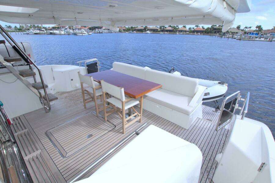 Wanderlust 60ft Dyna Yachts Yacht For Sale
