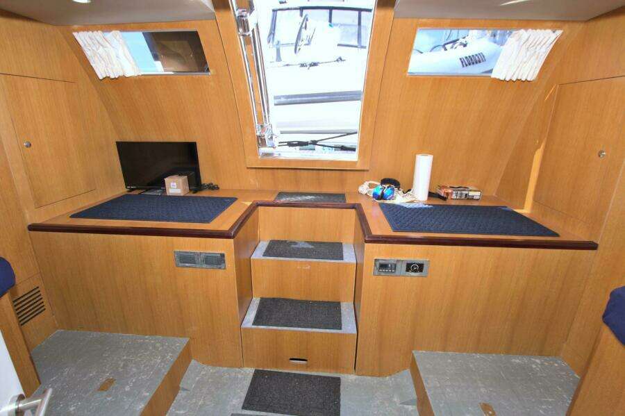 Wanderlust 60ft Dyna Yachts Yacht For Sale
