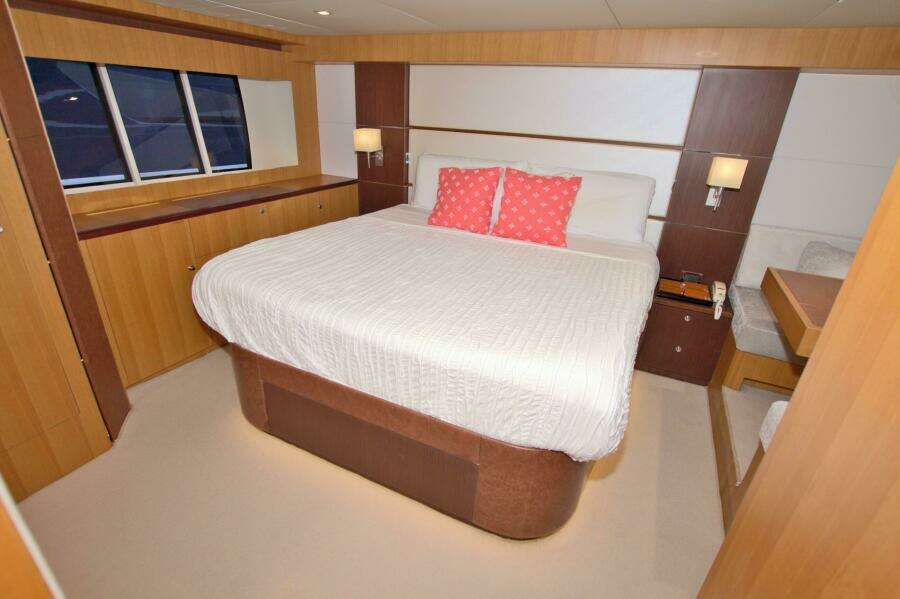 Wanderlust 60ft Dyna Yachts Yacht For Sale