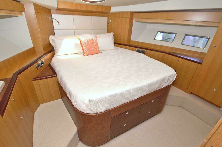 Wanderlust 60ft Dyna Yachts Yacht For Sale
