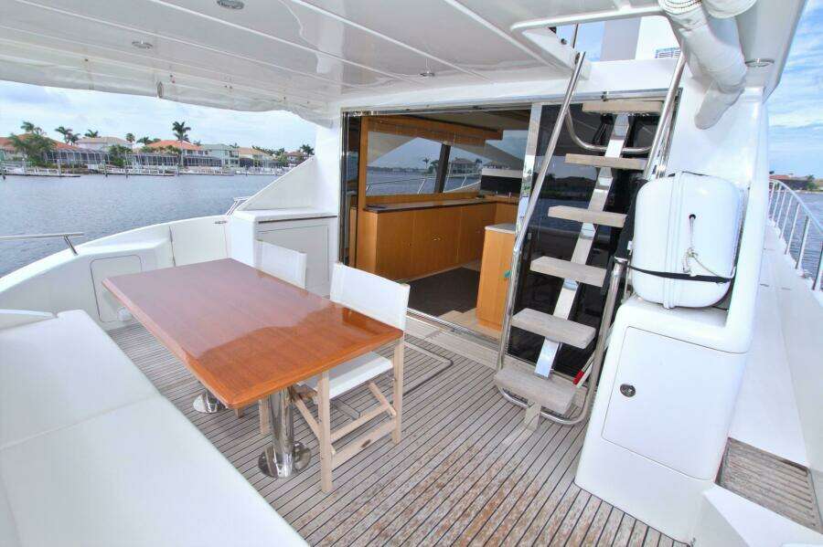 Wanderlust 60ft Dyna Yachts Yacht For Sale