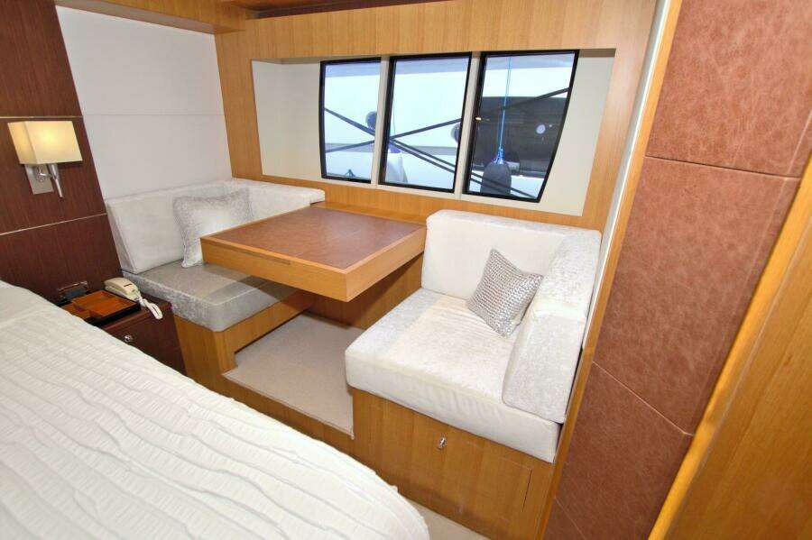 Wanderlust 60ft Dyna Yachts Yacht For Sale