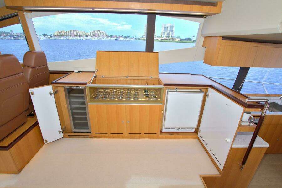 Wanderlust 60ft Dyna Yachts Yacht For Sale