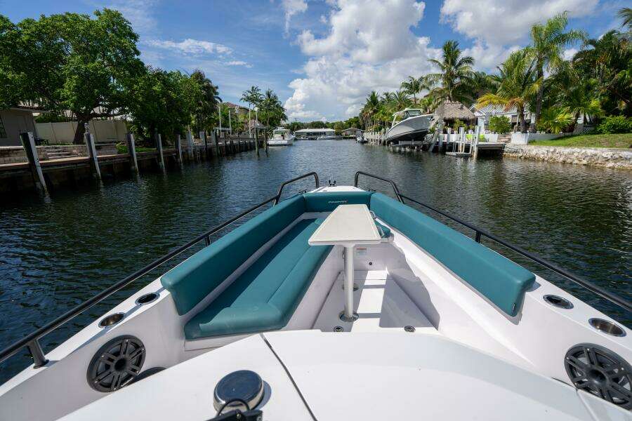 28ft Axopar Yacht For Sale