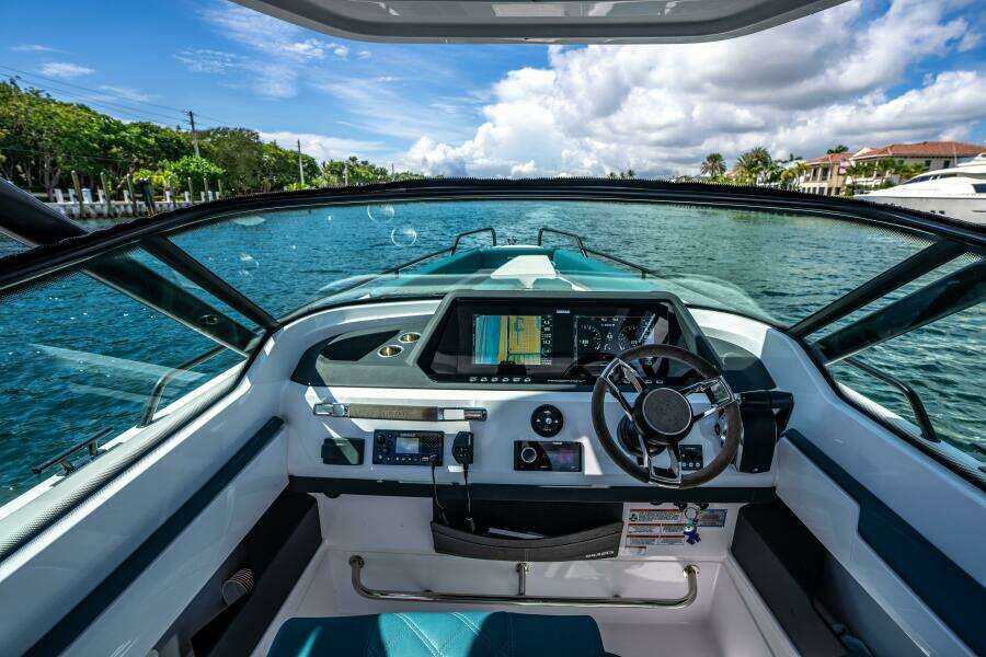 28ft Axopar Yacht For Sale