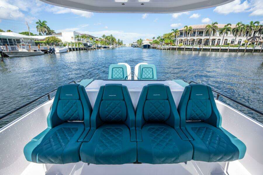 28ft Axopar Yacht For Sale