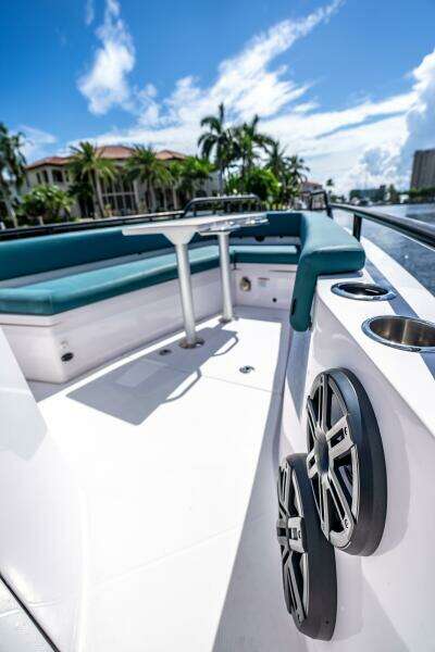28ft Axopar Yacht For Sale