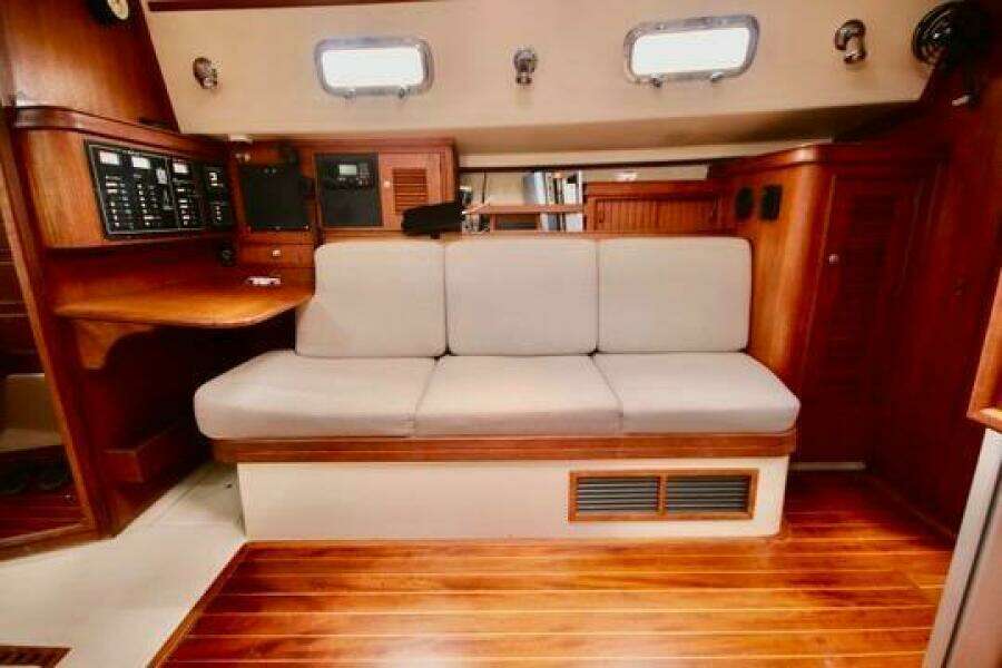 Solasta 35ft Island Packet Yacht For Sale