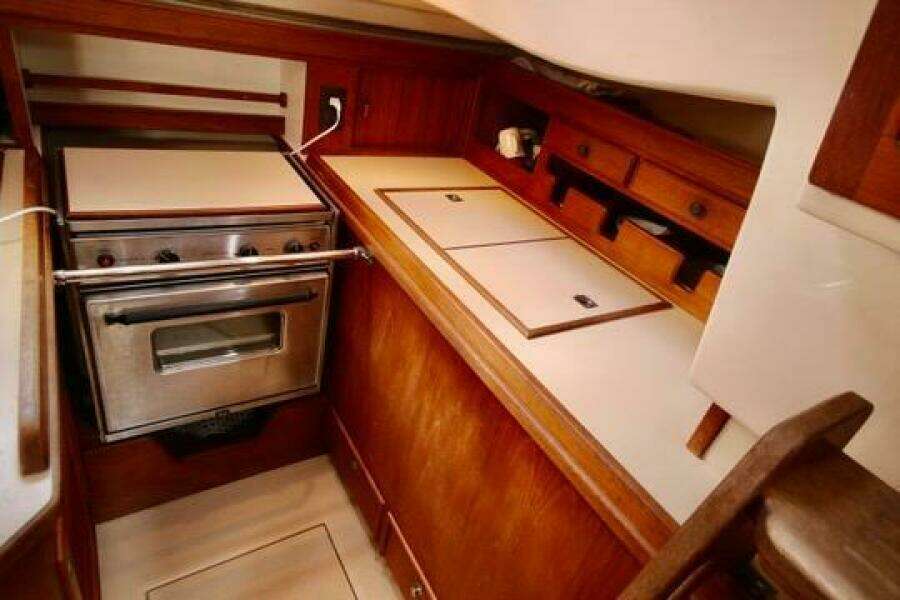 Solasta 35ft Island Packet Yacht For Sale