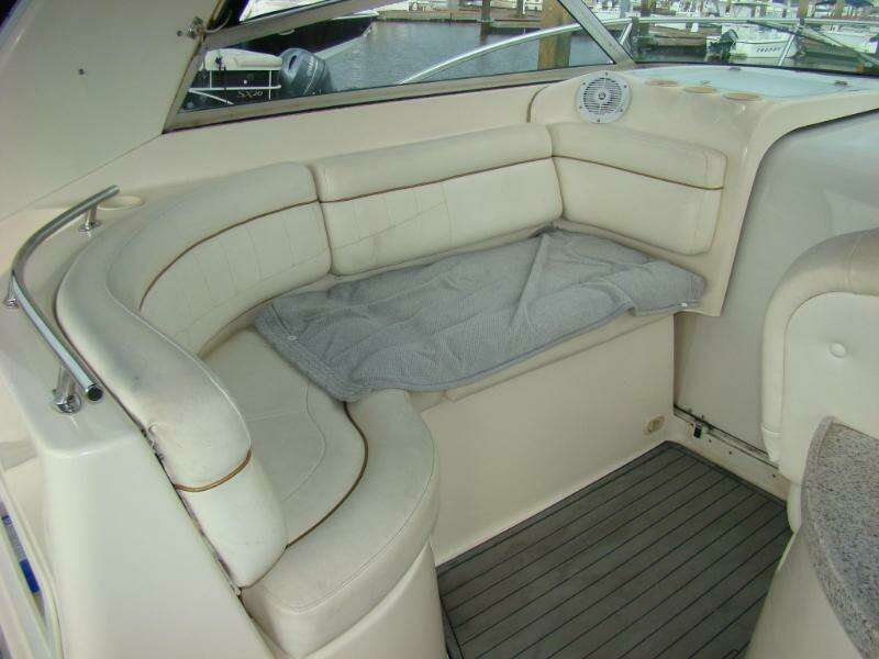 37ft Rinker Yacht For Sale