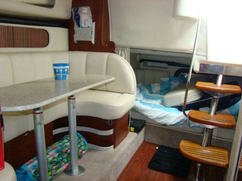 37ft Rinker Yacht For Sale