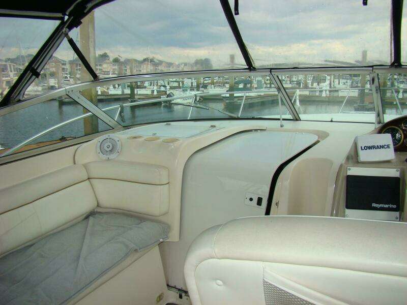 37ft Rinker Yacht For Sale