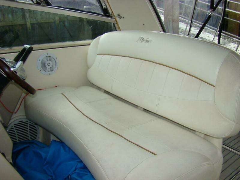37ft Rinker Yacht For Sale