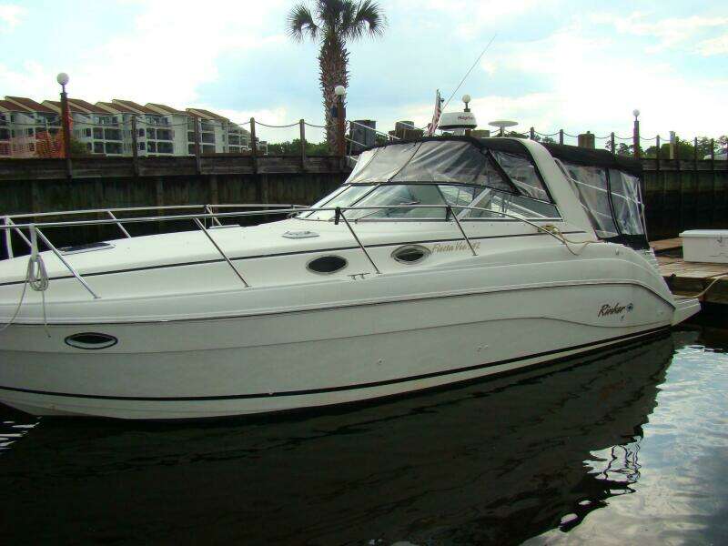 37ft Rinker Yacht For Sale