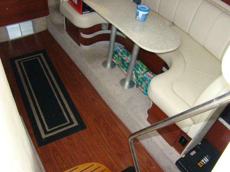 37ft Rinker Yacht For Sale