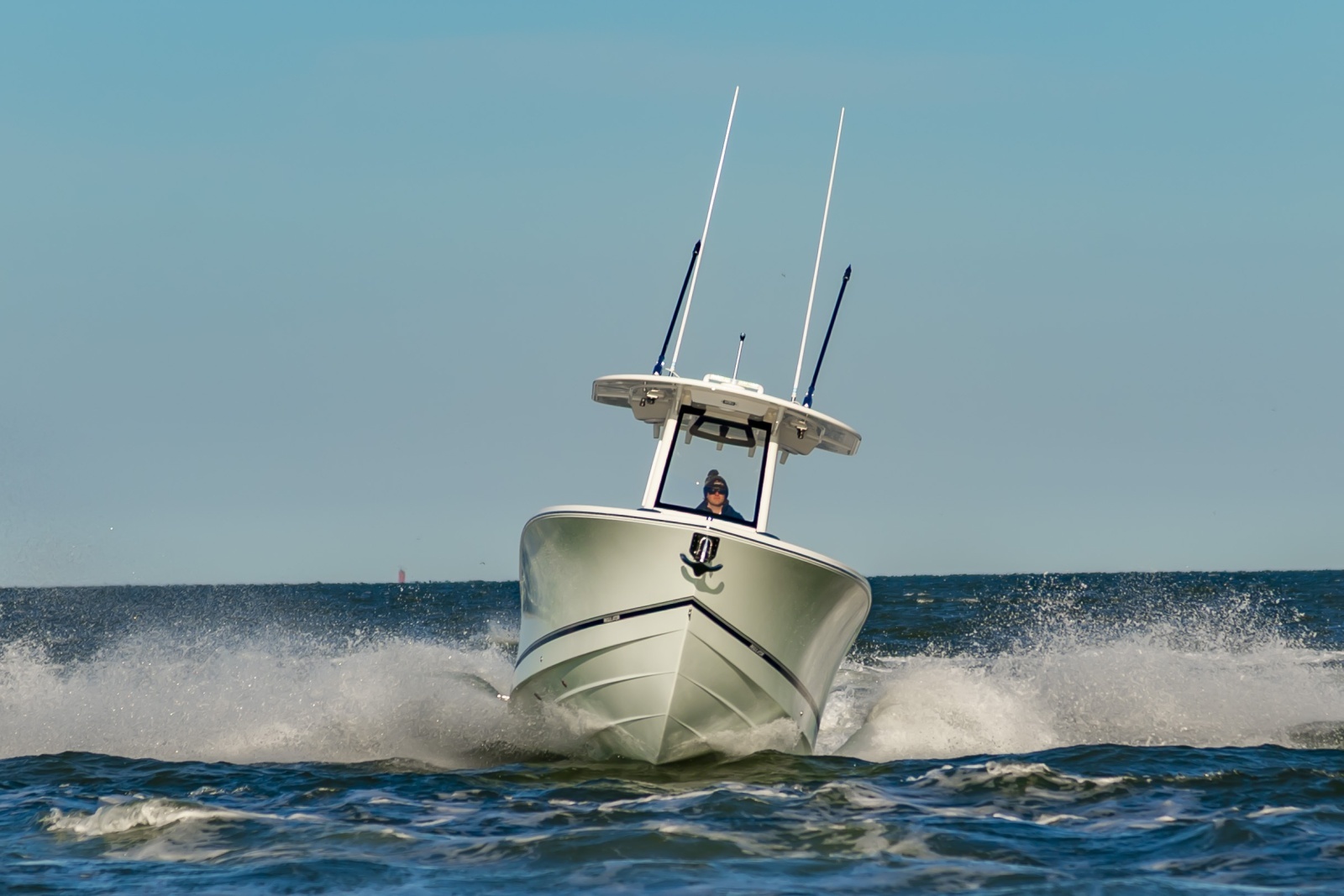 25Regulator2026Hull352_010