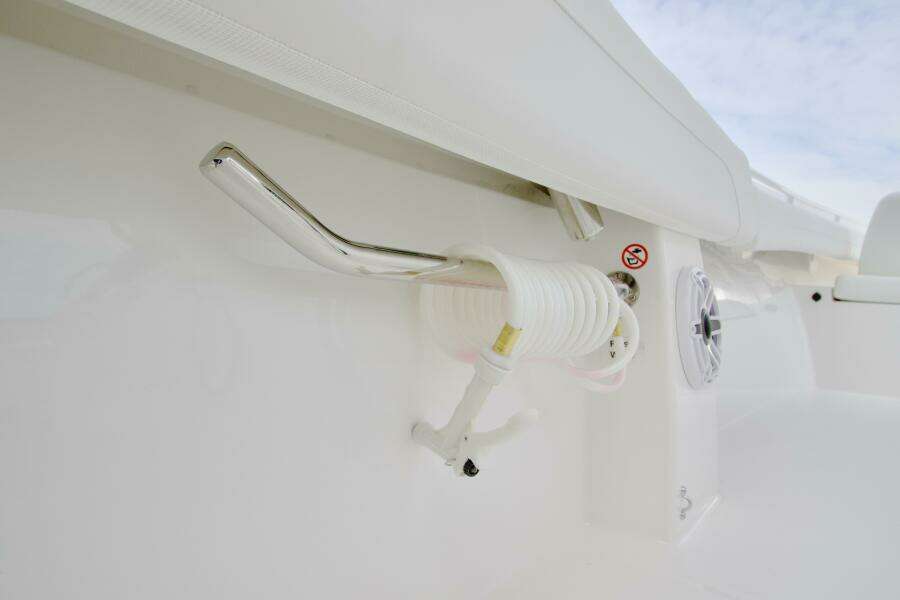 On Order 25ft Regulator Yacht For Sale