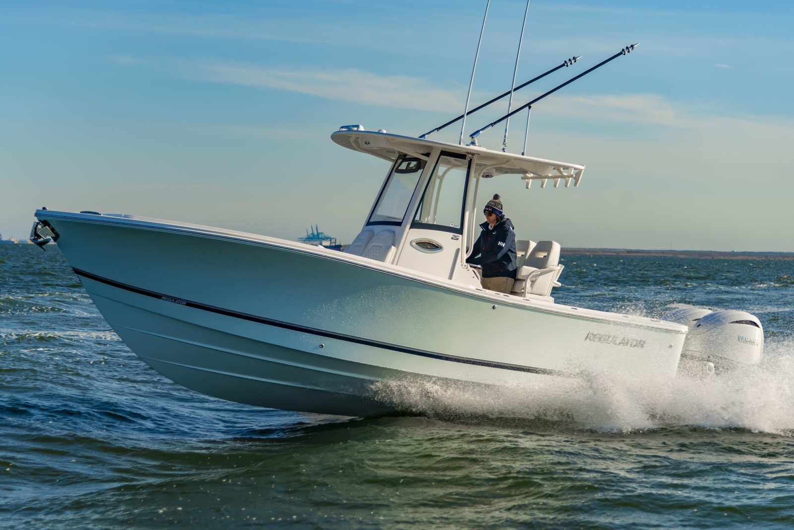 25Regulator2026Hull352_003