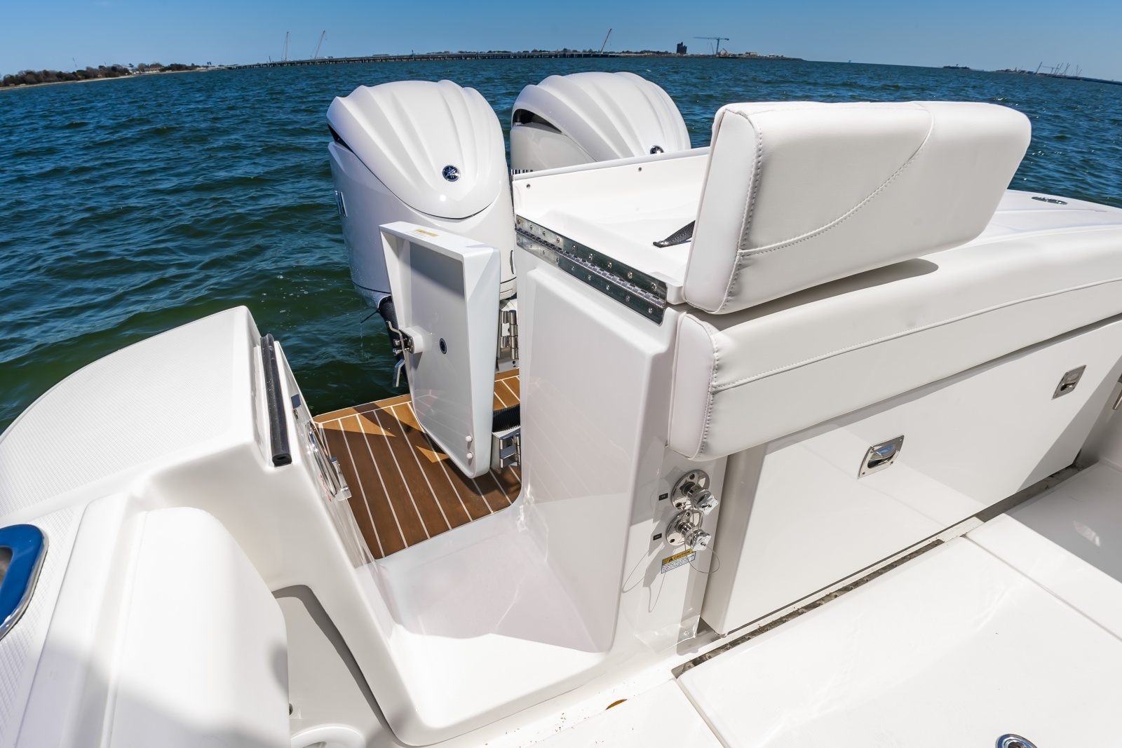 25Regulator2026Hull352_018