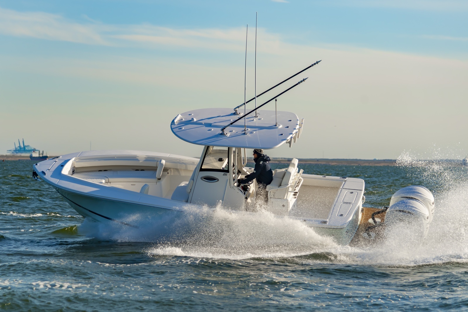 25Regulator2026Hull352_008