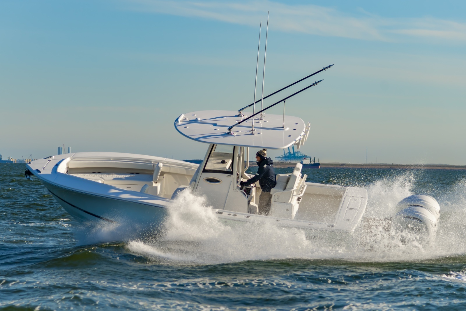 25Regulator2026Hull352_045