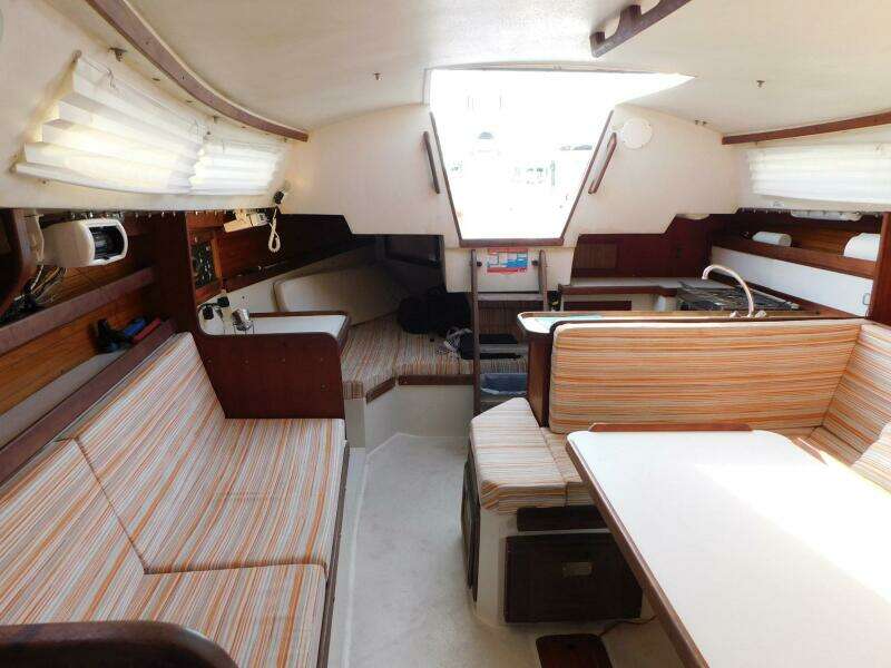 30ft Catalina Yacht For Sale