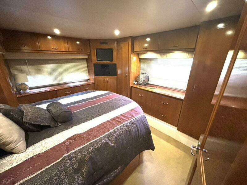 Joyce Marie 46ft Carver Yacht For Sale
