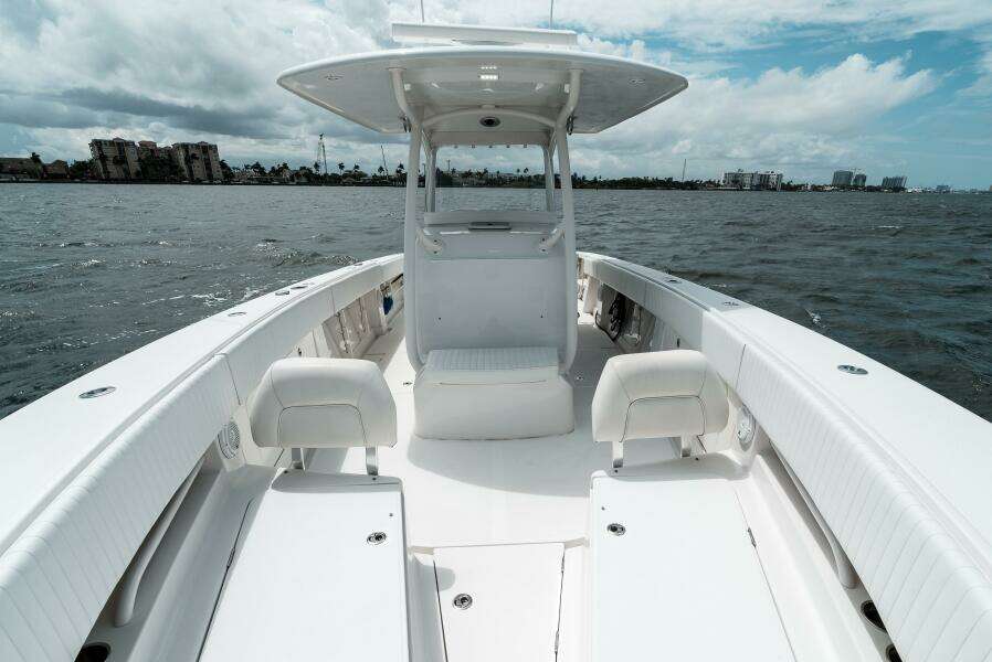 34ft Jupiter Yacht For Sale
