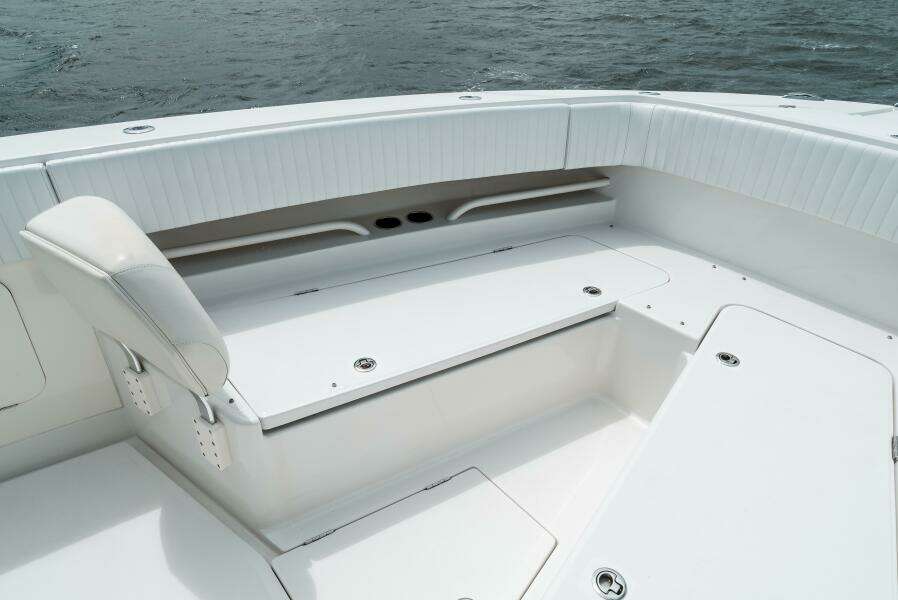 34ft Jupiter Yacht For Sale