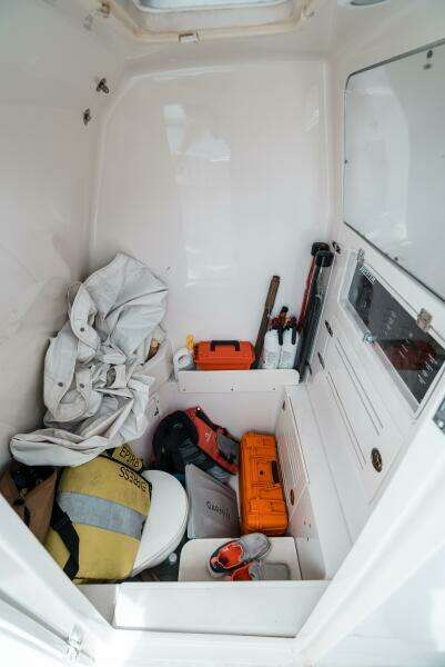 34ft Jupiter Yacht For Sale