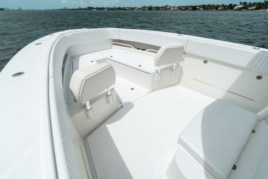 34ft Jupiter Yacht For Sale