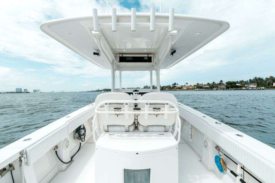 34ft Jupiter Yacht For Sale