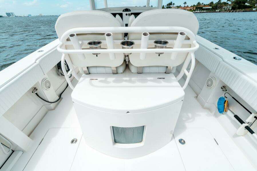 34ft Jupiter Yacht For Sale