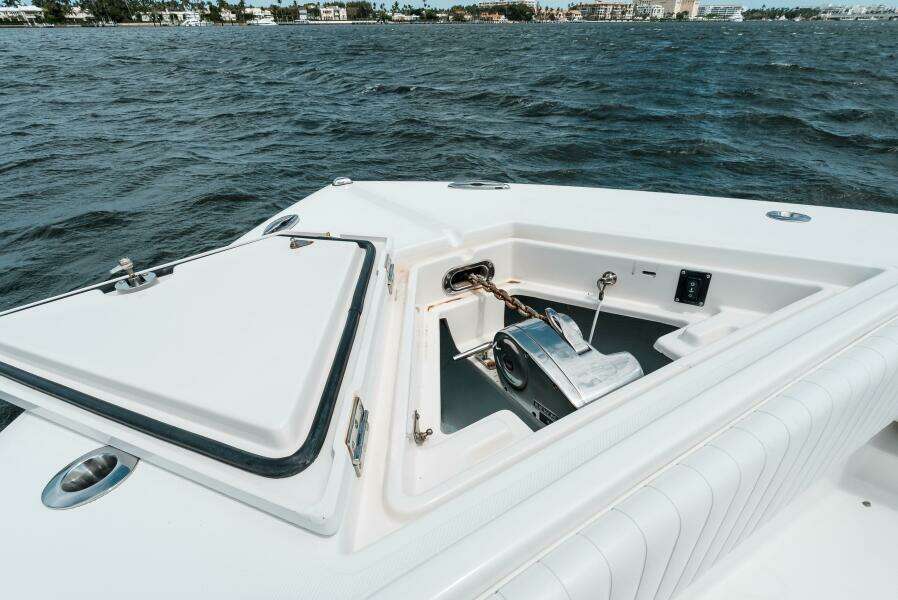 34ft Jupiter Yacht For Sale
