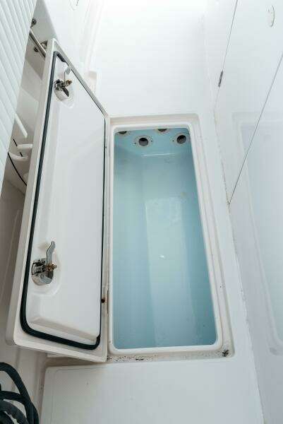 34ft Jupiter Yacht For Sale