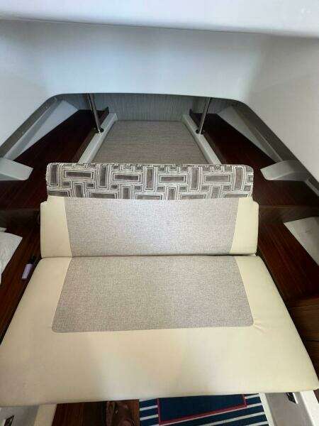 32ft Pursuit Yacht For Sale