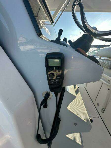 32ft Pursuit Yacht For Sale